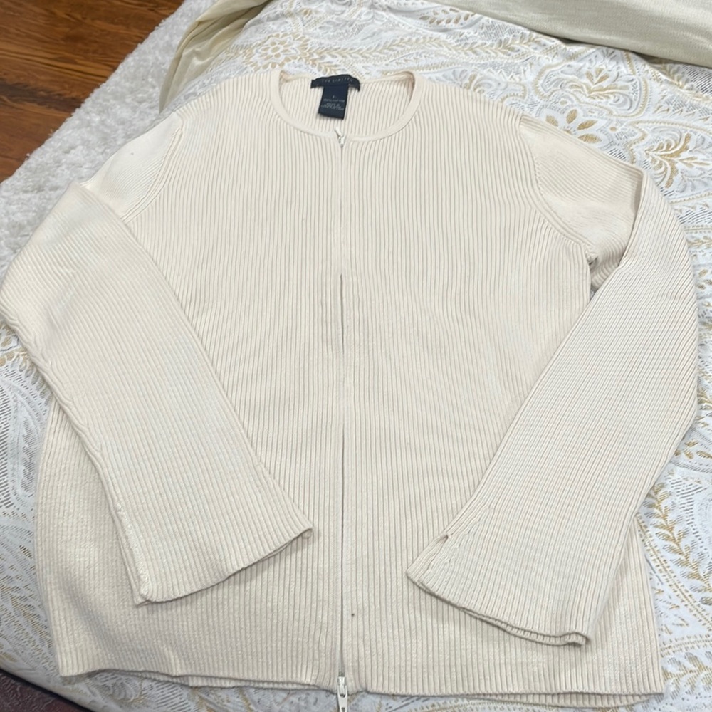 The Limited Top Size: L